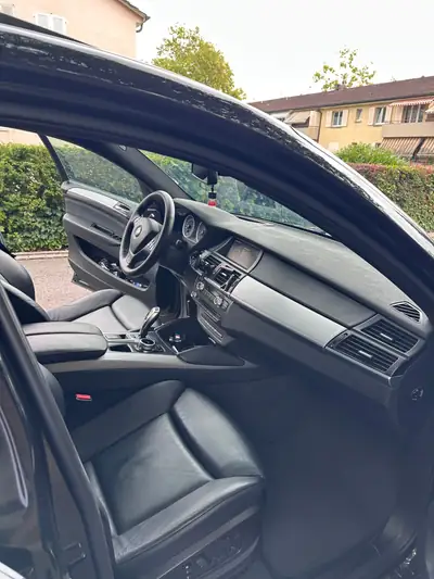 BMW X6 M50d Steptronic — SUV coupé premium diesel 381 ch, entretien maîtrisé — Thumbnail 10