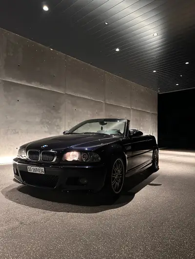 BMW M3 Cabriolet 2002 — Performance rétro et sensation de conduite pure — fianco
