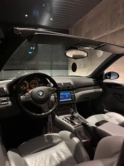 BMW M3 Cabriolet 2002 — Performance rétro et sensation de conduite pure — Miniatura 7