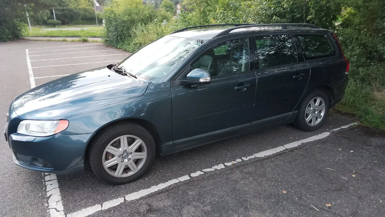 Volvo V70 2009 occasion Adliswil — 1