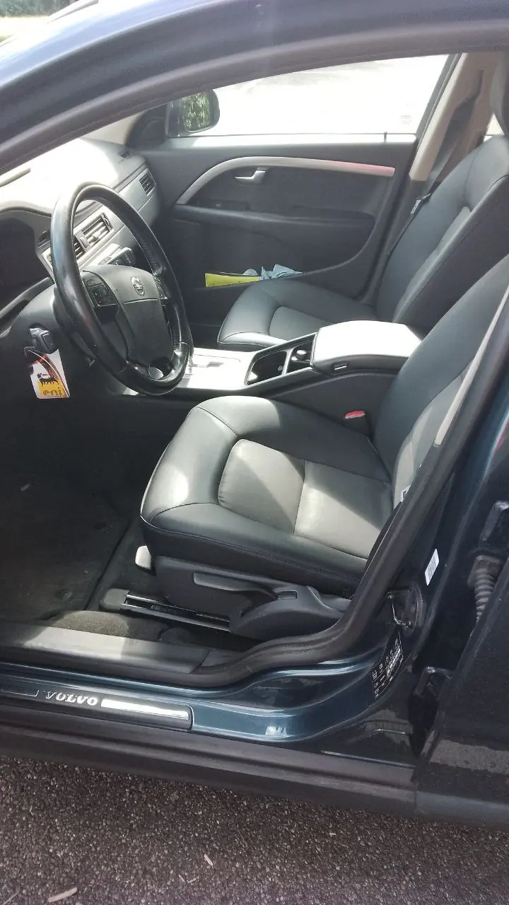 Volvo V70 2009 occasion Adliswil — 5