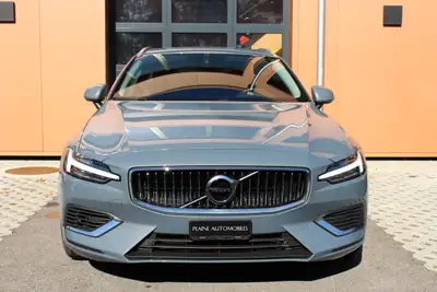 Volvo V60 T6 eAWD Twin Engine — Hybride rechargeable 341 ch, 101'490 km, entretien Volvo — côté