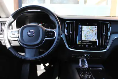 Volvo V60 T6 eAWD Twin Engine — Hybride rechargeable 341 ch, 101'490 km, entretien Volvo — Miniature 9