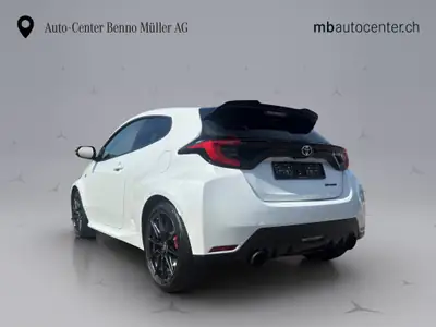 Toyota GR Yaris 1.6 Turbo Sport 4x4 — Sportive compacte turbocompressée, 261 ch et transmission manuelle — arrière