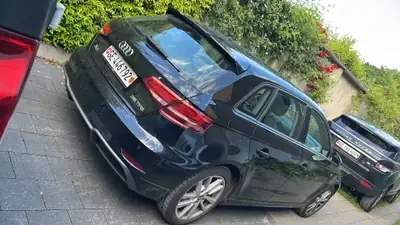 Audi A3 Sportback 35 TFSI S-tronic — Berline compacte performante, 125'000 km, finition noire — arrière