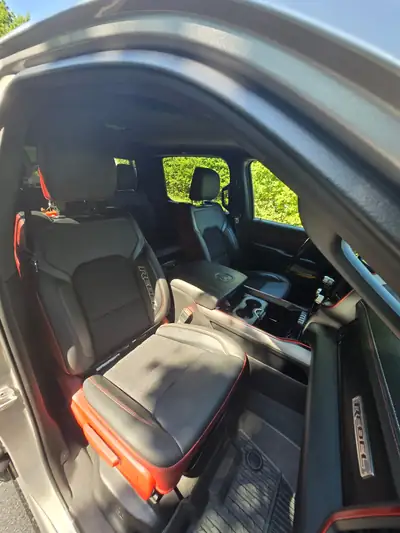 Dodge Ram 1500 Rebel — V8 HEMI eTorque, pick-up musclé 4x4 prestige — Miniatura 8