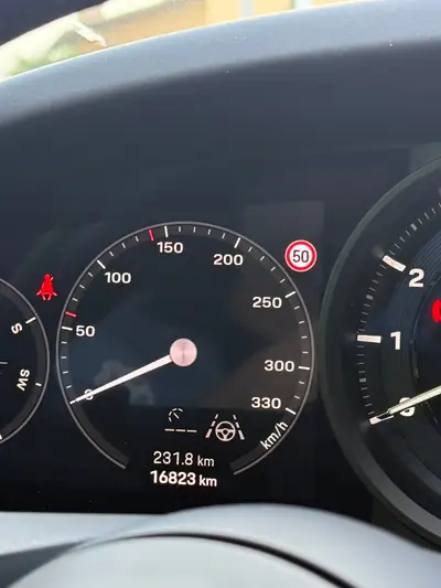 Porsche 911 Carrera 4 GTS Cabriolet — Roadster sportif 480 ch, 22'000 km seulement — Miniatur 9