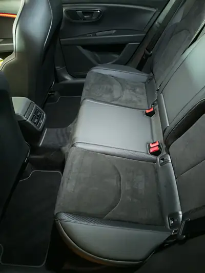 SEAT Leon 2.0 TSI Cupra 300 DSG — Sportive affûtée, quasi neuve avec 19'800 km — Miniature 10