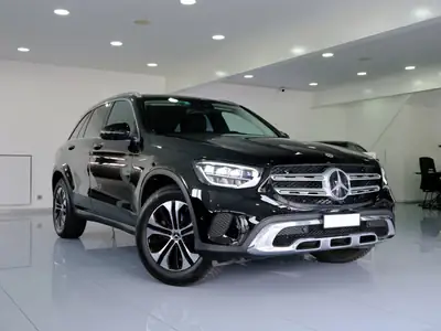 Mercedes-Benz GLC 200 4Matic — SUV premium Allemand, 9'900 km, traction intégrale — exterior view