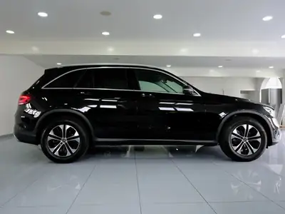 Mercedes-Benz GLC 200 4Matic — SUV premium Allemand, 9'900 km, traction intégrale — Thumbnail 10