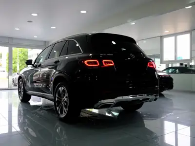 Mercedes-Benz GLC 200 4Matic — SUV premium Allemand, 9'900 km, traction intégrale — Thumbnail 11