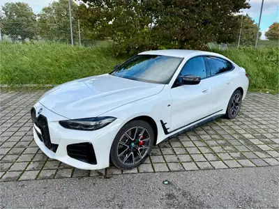 BMW i4 M50 — Coupé électrique haute performance, 29000 km seulement — exterior view