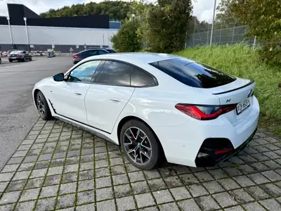 BMW i4 M50 — Coupé électrique haute performance, 29000 km seulement — interior