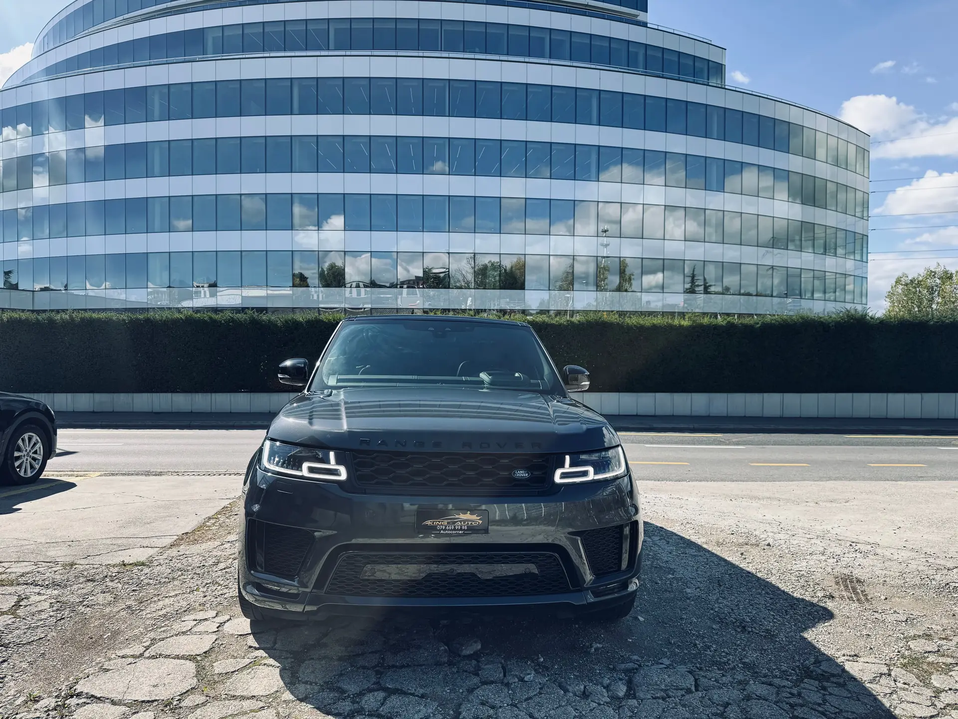 Range Rover Sport 3.0 SDV6 — SUV premium diesel 306 ch, 69'000 km seulement — vista esterna