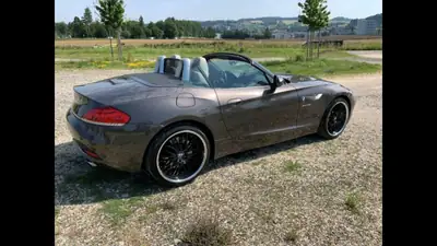 BMW Z4 sDrive35i — Roadster sportif 2009, 306 ch et transmission manuelle — Miniatur 8