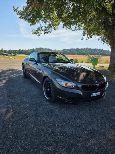 BMW Z4 sDrive35i — Roadster sportif 2009, 306 ch et transmission manuelle — Miniatur 12