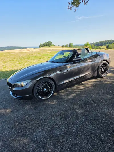 BMW Z4 sDrive35i — Roadster sportif 2009, 306 ch et transmission manuelle — Miniatur 14