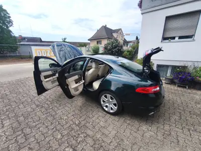 Jaguar XF 3.0d S V6 Biturbo — Élégance britannique, motorisation premium et faible kilométrage — Miniatura 12