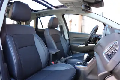 Suzuki S-Cross 1.4 Hybrid 4WD — SUV compact performant, toit ouvrant et caméra 360° — Miniature 23