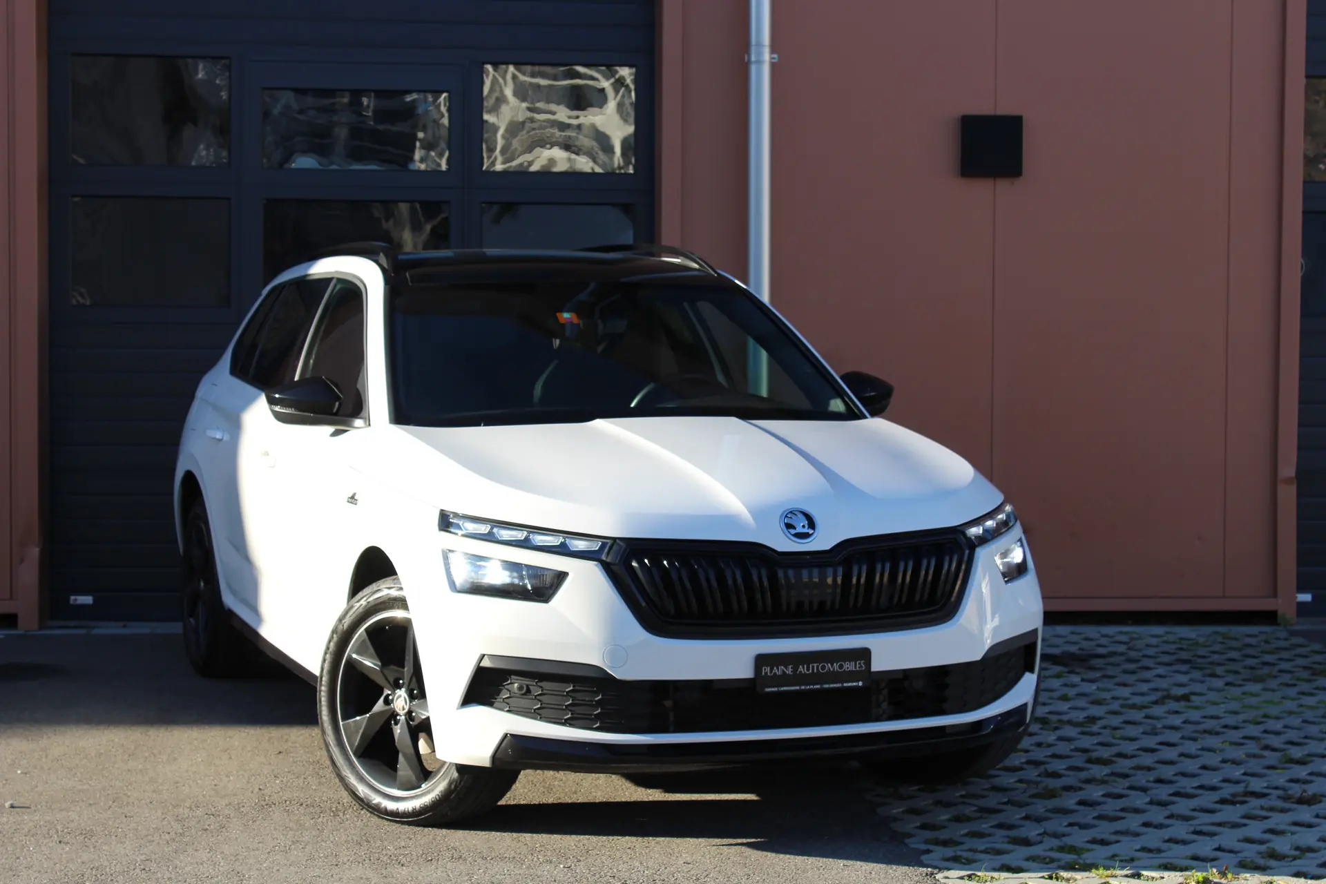 Skoda Kamiq 1.5 TSI Monte Carlo — SUV compact dynamique, toit panoramique, 123 000 km