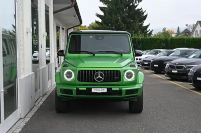 Mercedes-Benz G 400 d AMG Line — SUV légendaire en Green Hell Magno, 64'000 km — rear view