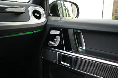 Mercedes-Benz G 400 d AMG Line — SUV légendaire en Green Hell Magno, 64'000 km — Thumbnail 20