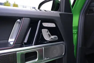 Mercedes-Benz G 400 d AMG Line — SUV légendaire en Green Hell Magno, 64'000 km — Thumbnail 23