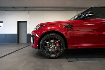 Range Rover Sport SVR 575 ch — Superbe V8 surcompressé, Italian Racing Red — Miniatur 13