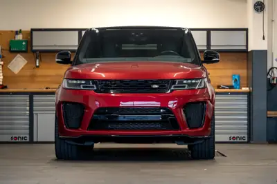 Range Rover Sport SVR 575 ch — Superbe V8 surcompressé, Italian Racing Red — Miniatur 22