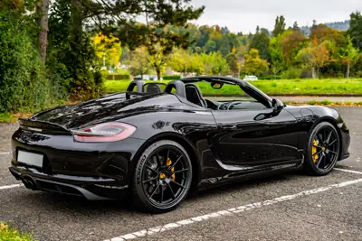 Porsche 718 Boxster Spyder 3.8 — Roadster sportif 375 ch, kilométrage exceptionnel — arrière