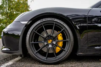 Porsche 718 Boxster Spyder 3.8 — Roadster sportif 375 ch, kilométrage exceptionnel — Miniature 15