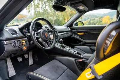 Porsche 718 Boxster Spyder 3.8 — Roadster sportif 375 ch, kilométrage exceptionnel — Miniature 19