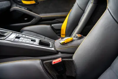 Porsche 718 Boxster Spyder 3.8 — Roadster sportif 375 ch, kilométrage exceptionnel — Miniature 22