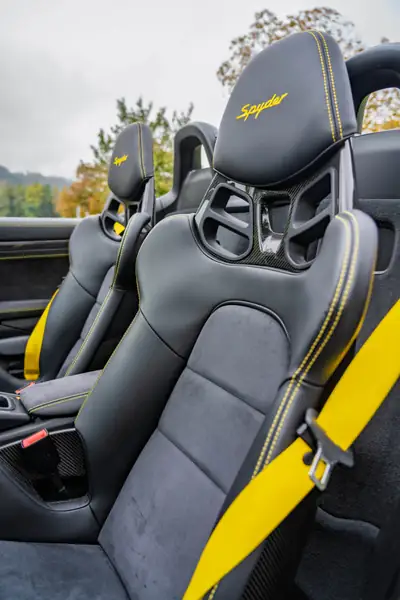Porsche 718 Boxster Spyder 3.8 — Roadster sportif 375 ch, kilométrage exceptionnel — Miniature 25