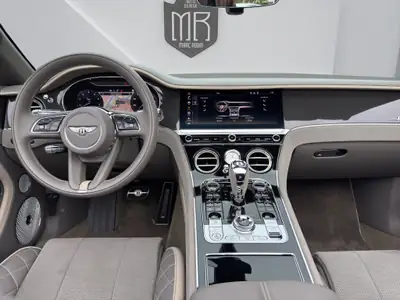 Bentley Continental GTC Cabriolet W12 Speed — Luxe décapotable, 659 ch et 5610 km seulement — Thumbnail 12