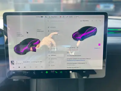 Tesla Model 3 Performance Dual Motor AWD — Berline électrique sportive, 35'990 km seulement — Miniatur 11