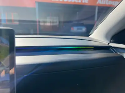 Tesla Model 3 Performance Dual Motor AWD — Berline électrique sportive, 35'990 km seulement — Miniatur 13