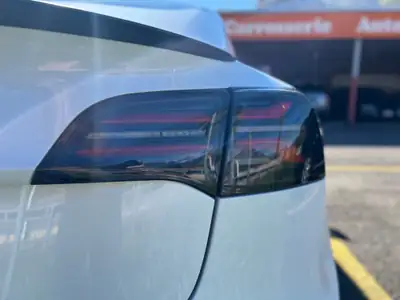 Tesla Model 3 Performance Dual Motor AWD — Berline électrique sportive, 35'990 km seulement — Miniatur 21