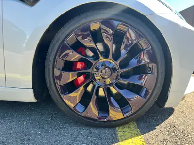 Tesla Model 3 Performance Dual Motor AWD — Berline électrique sportive, 35'990 km seulement — Miniatur 26