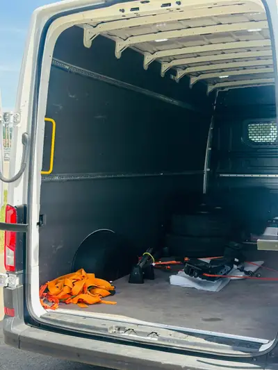 VW Crafter 35 2.0 TDI 177 ch — Utilitaire robuste 2025, faible kilométrage, garantie constructeur — Miniature 13