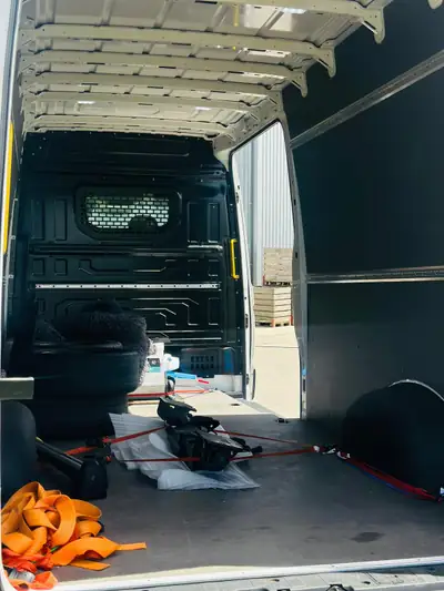 VW Crafter 35 2.0 TDI 177 ch — Utilitaire robuste 2025, faible kilométrage, garantie constructeur — Miniature 14