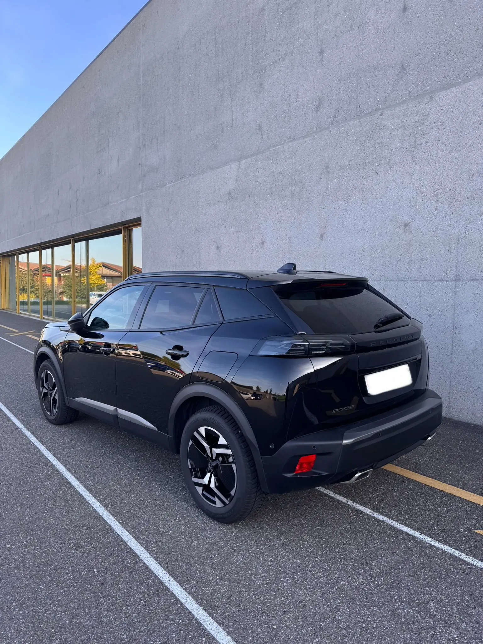 Peugeot 2008 2023 occasion fribourg — 4