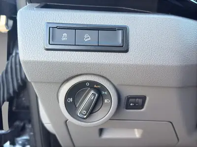 VW T6.1 2.0 TDI 4Motion — Van polyvalent 9 places, 4×4 robuste et équipé — Thumbnail 19