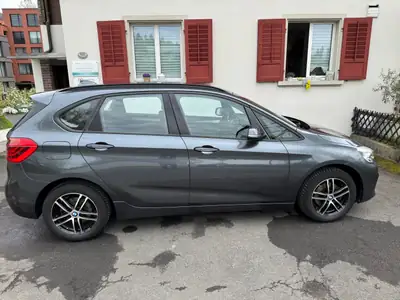 BMW 218 Active Tourer xDrive — Polyvalence diesel, transmission automatique, entretien réduit — Detail