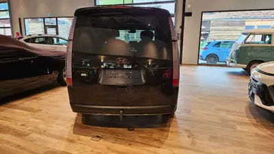 Hyundai Staria Premium 2.2 CRDi 4WD — Monospace 7 places robuste, attelage et toit panoramique — Thumbnail 11