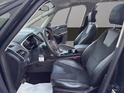 Ford Galaxy 2.0 TDCi Titanium AWD — Monospace 7 places, traction intégrale et panoramique — Miniature 9