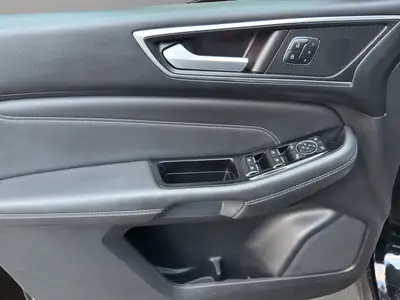 Ford Galaxy 2.0 TDCi Titanium AWD — Monospace 7 places, traction intégrale et panoramique — Miniature 12