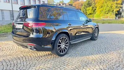Mercedes-Benz GLS 400 4MATIC — SUV 7 places diesel, 330 ch, très faible kilométrage — intérieur