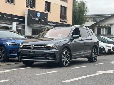 VW Tiguan Allspace 2.0 TSI R-Line — 7 places, 4Motion, toit ouvrant panoramique — Außenansicht