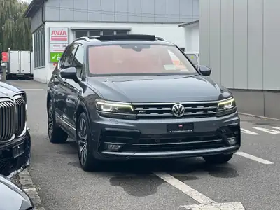 VW Tiguan Allspace 2.0 TSI R-Line — 7 places, 4Motion, toit ouvrant panoramique — Heckansicht